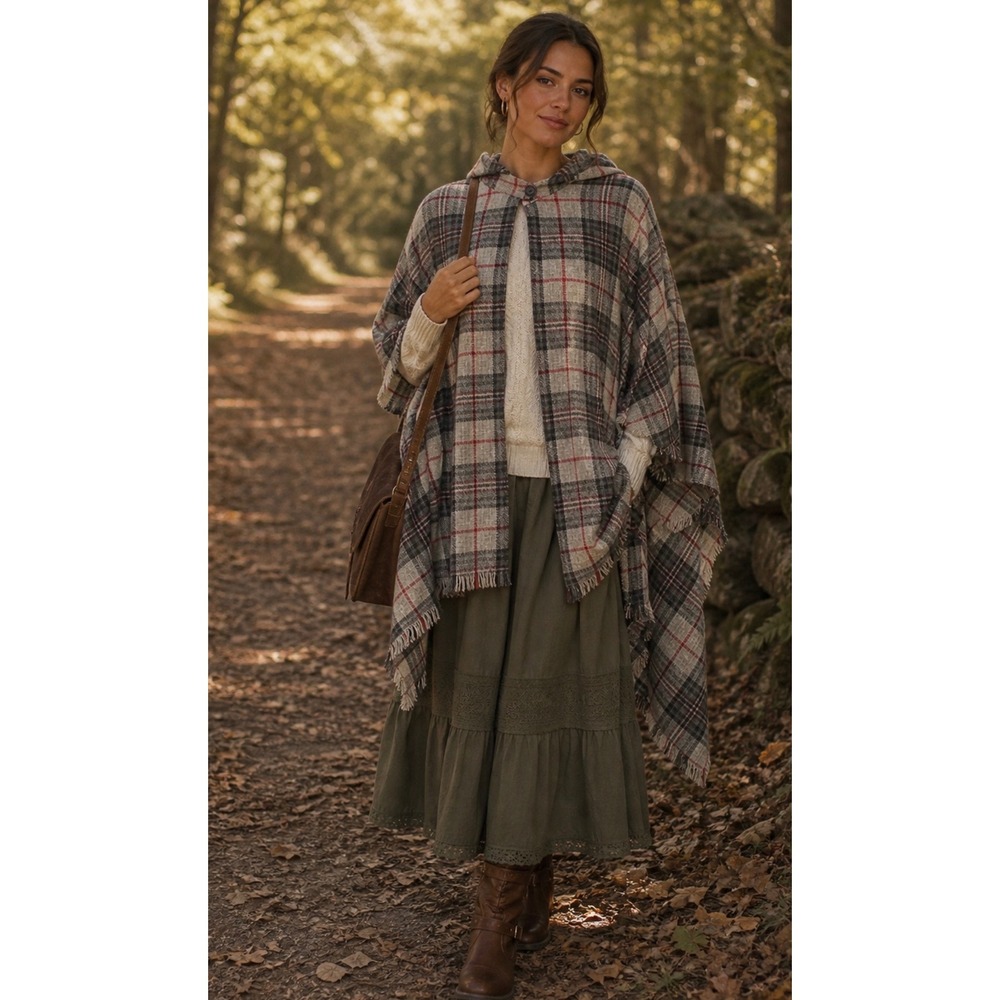Vtg Brendella Wool Cape Wrap Rustic Country Farmhouse  Ireland Plaid Gray OS